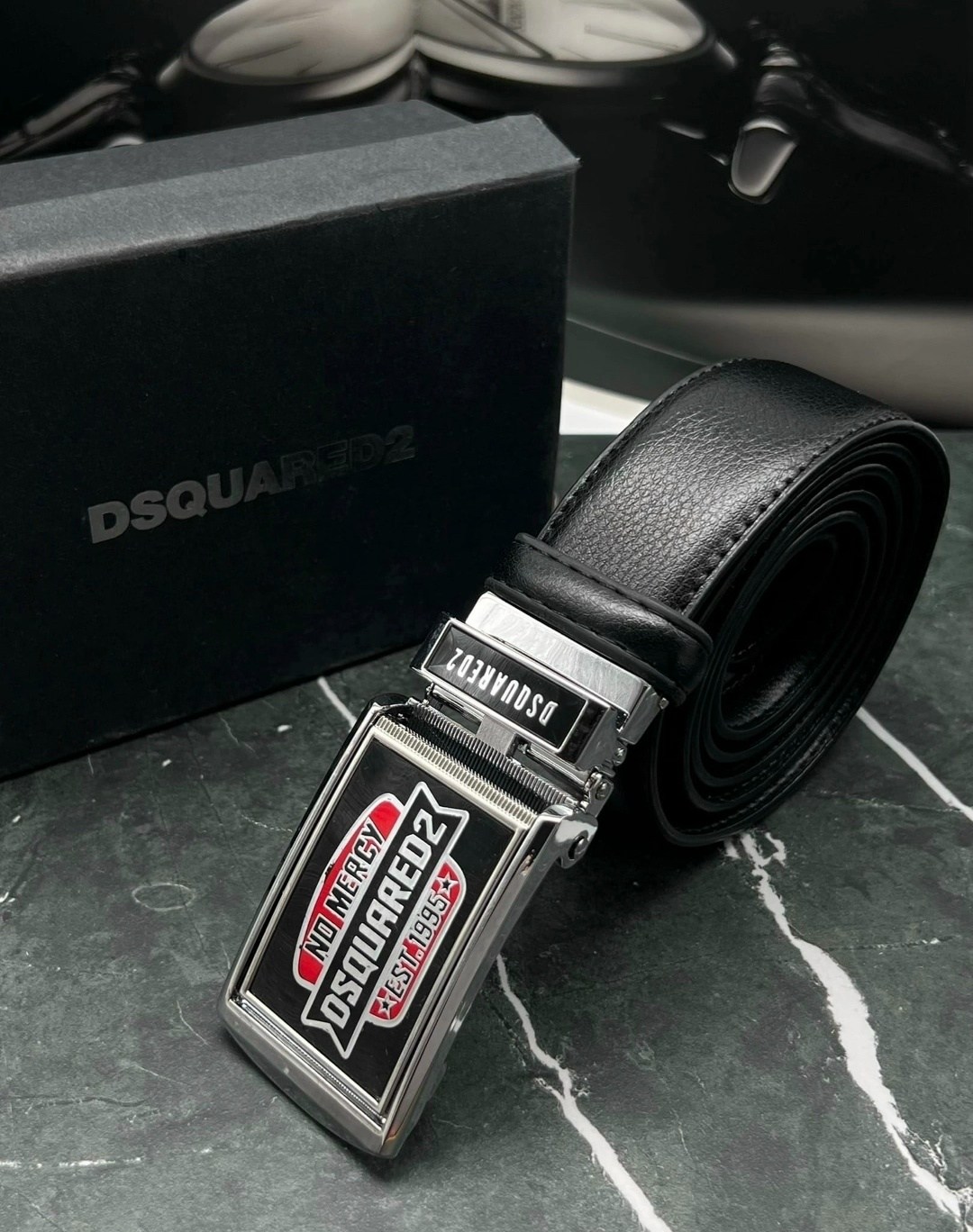 ремень dsquared,ремень кожаный,мужские ремни,ремень новый, натуральная кожа, фирма dsquared,мужской ремень с автоматической пряжкой