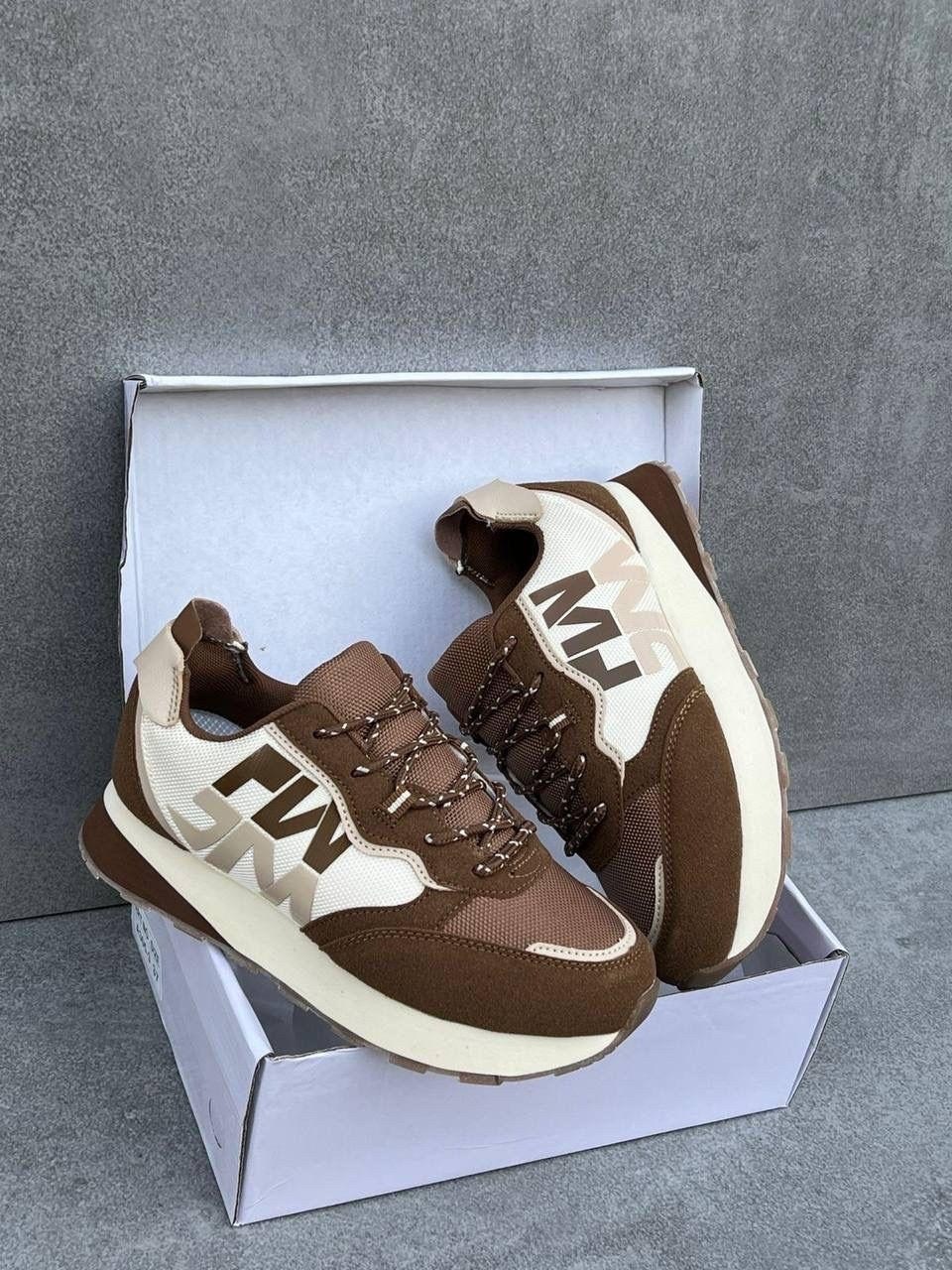 женские кроссовки,бежевые кроссовки,повседневные кроссовки,модные кроссовки,спортивная