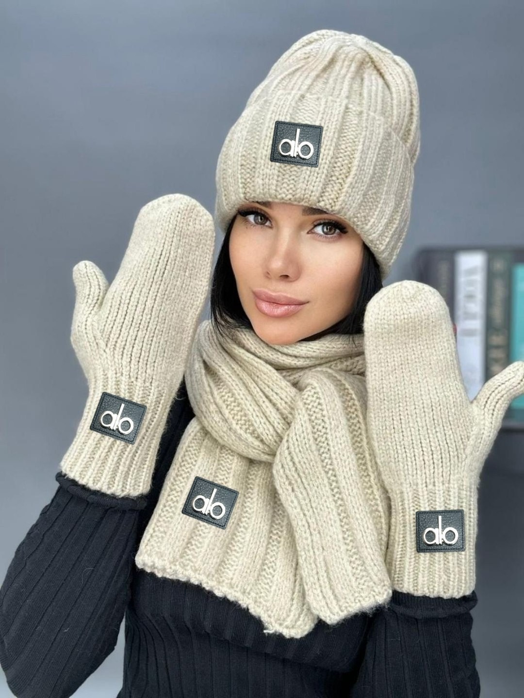 комплект шапка шарф варежки,комплект шапок,шапка и шарф комплект,вязаный комплект из шапки,комплект шапка снуд