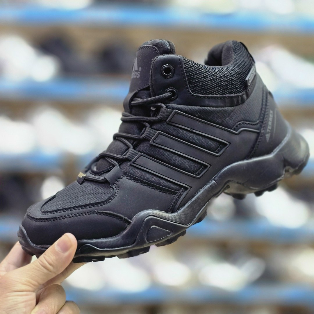 кроссовки adidas зимние,кроссовки adidas terrex black зимние из кожи,кроссовки зимние adidas terrex,кроссовки зимние adidas terrex из натуральной кожи,кроссовки зимние adidas terrex thermo из кожи