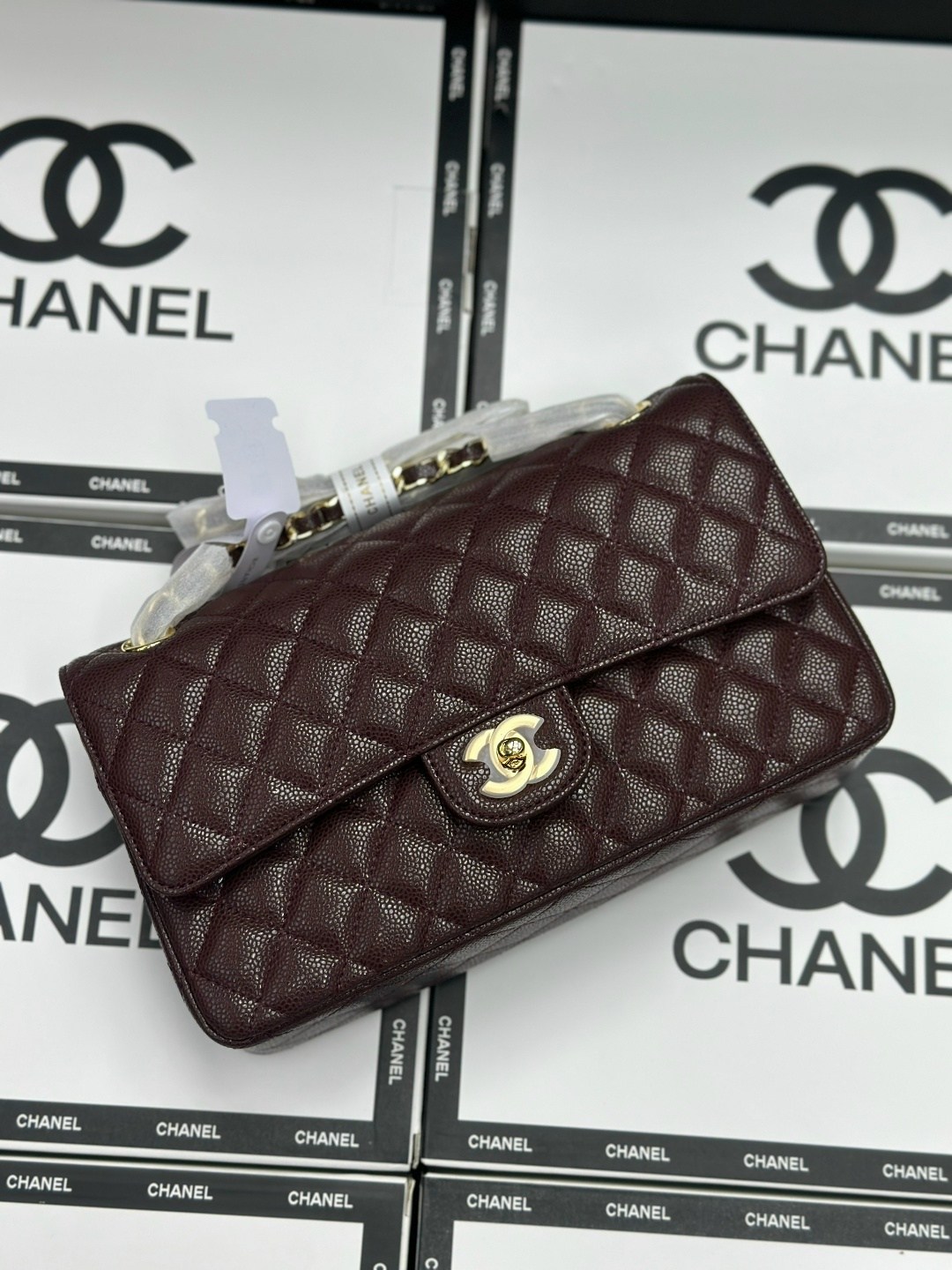 сумка chanel,женская сумка chanel,сумка шанель,chanel classic flap bag,сумка шанель оригинал