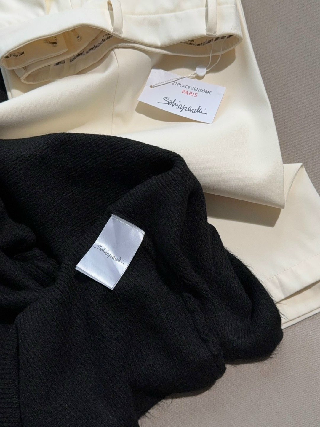 элегантные брюки,классические брюки,бежевые брюки,зауженные брюки,белые брюки