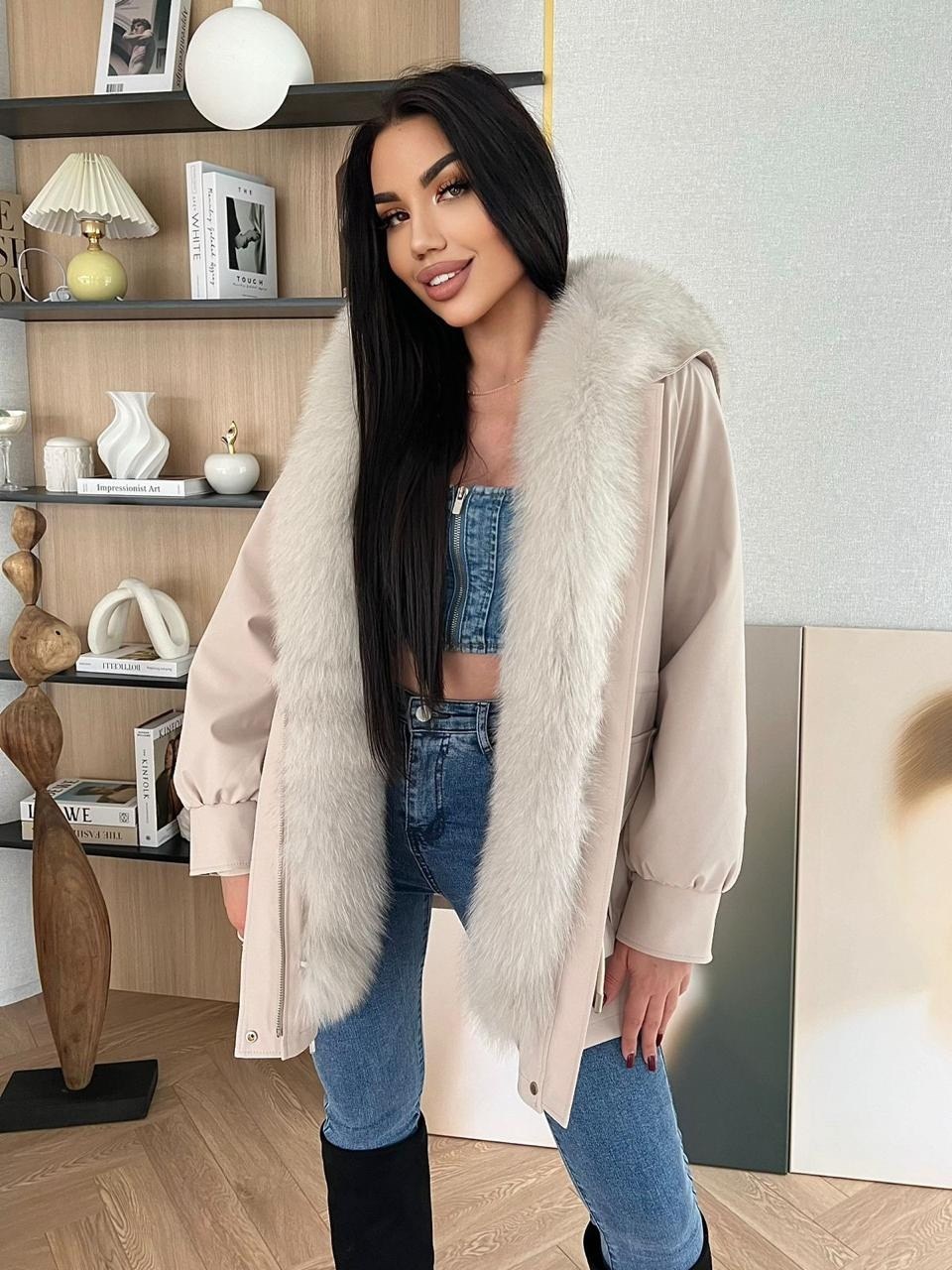 куртка с мехом,куртка женская,стильная куртка,зимняя одежда,парка с мехом