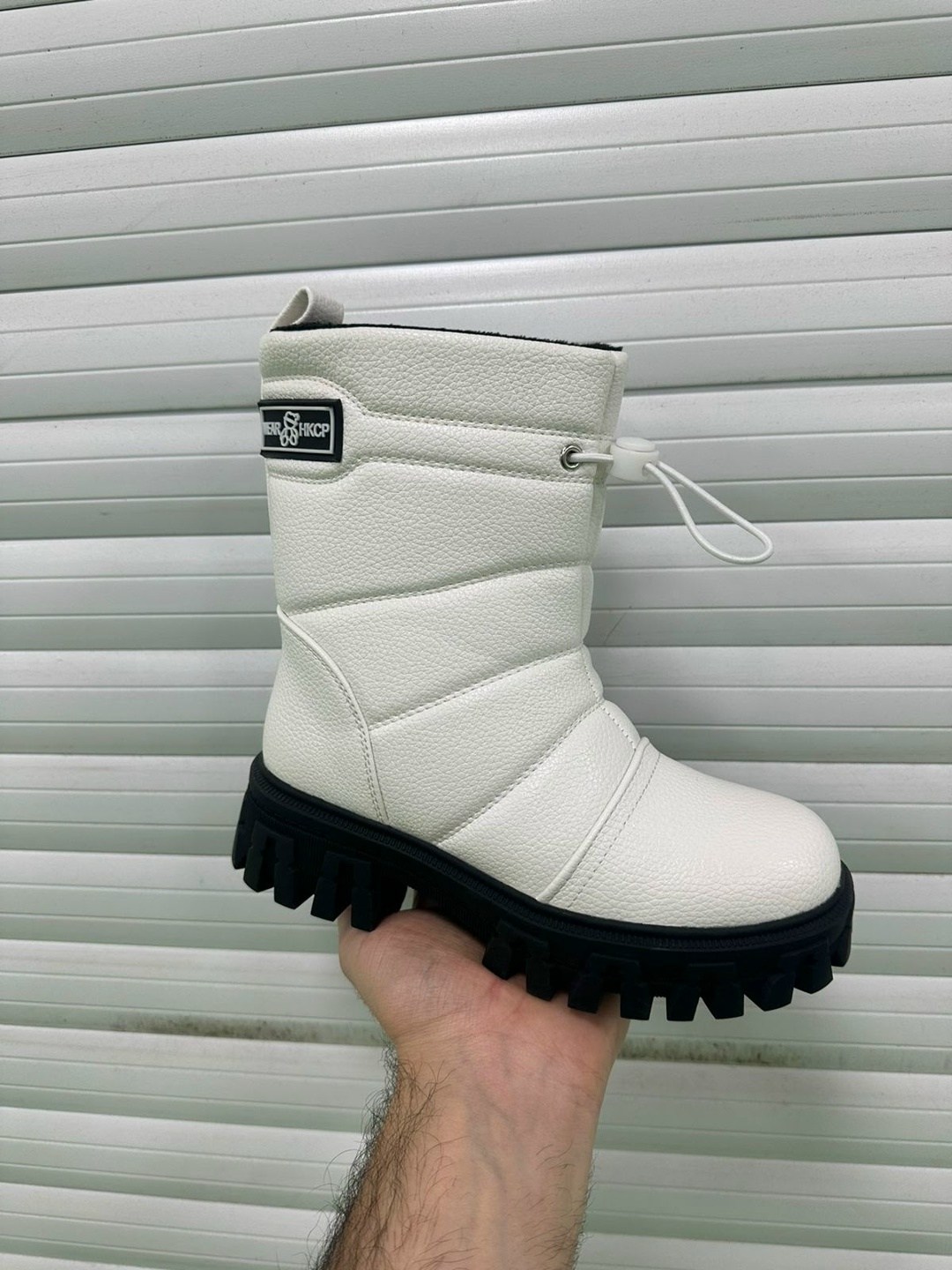 ,сапожки,зимняя женская ,дутики,зимняя