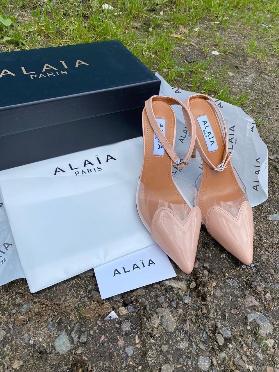,туфли alaia,босоножки красные,босоножки alaia,женская
