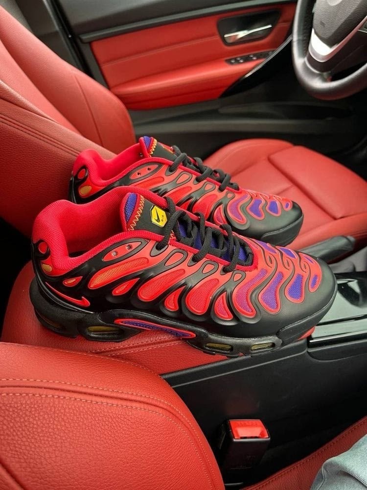 кроссовки nike air max plus,nike air max plus tn,кроссовки nike air max plus tn,nike air max plus drift,nike air max plus