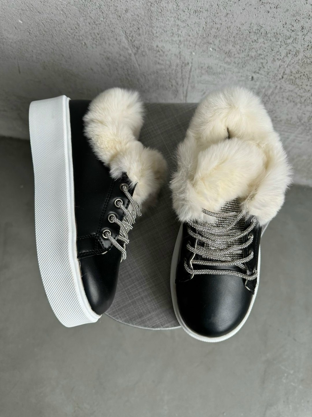 ,лоферы с мехом зимние,зимняя женская ,зимние кроссовки с мехом gara shop,зимние ботинки женские вилмар