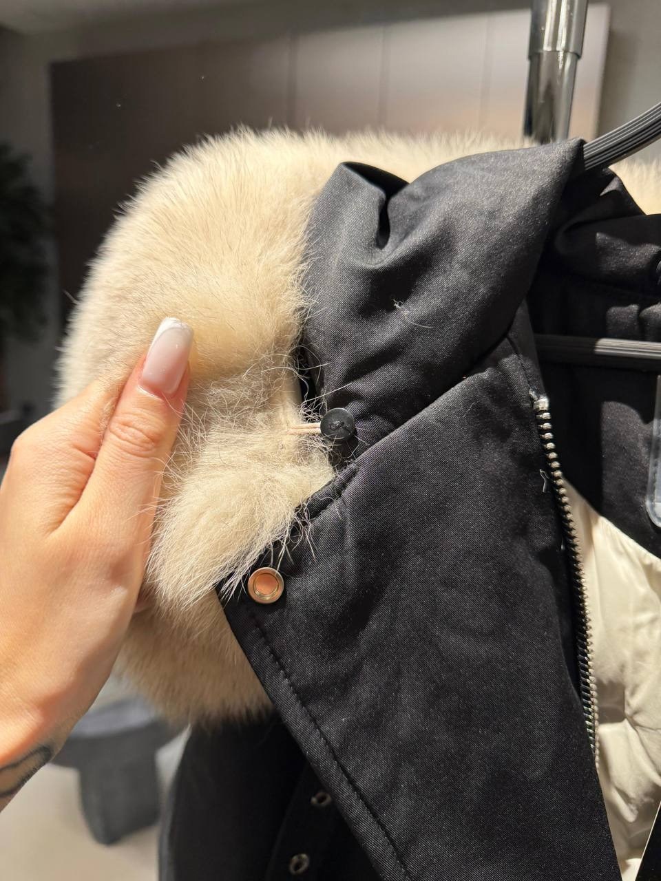 пуховики с мехом,зимняя куртка,пуховики женские,куртка женская,куртка женская с мехом