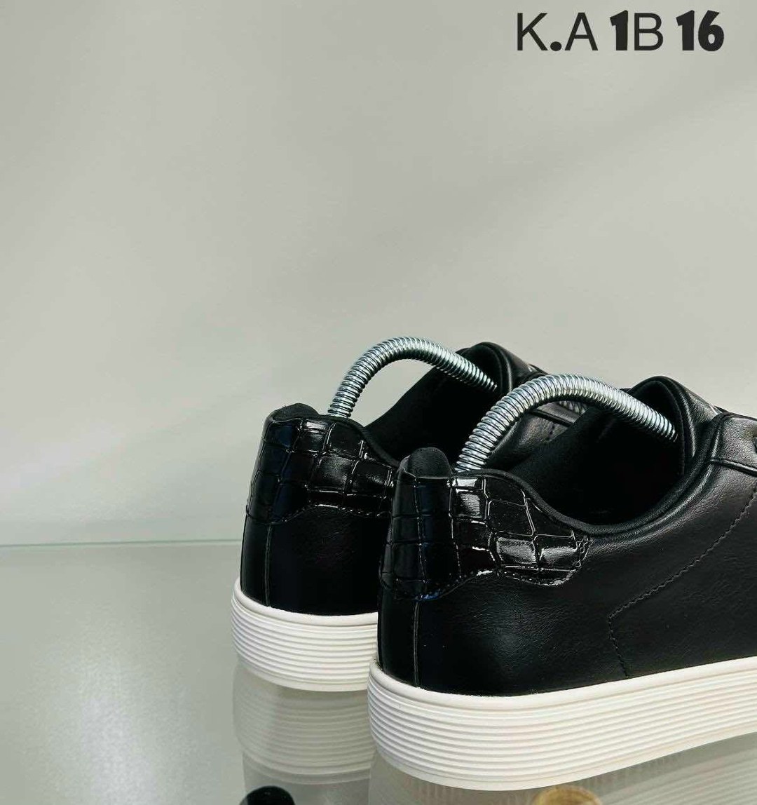 ,стильная ,мужские кроссовки,кроссовки для мужчин, мужская