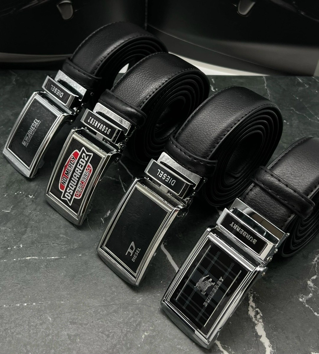 ремень dsquared,ремень кожаный,мужские ремни,ремень новый, натуральная кожа, фирма dsquared,мужской ремень с автоматической пряжкой