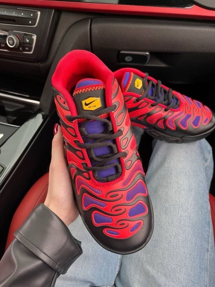 кроссовки nike air max plus,nike air max plus tn,кроссовки nike air max plus tn,nike air max plus drift,nike air max plus