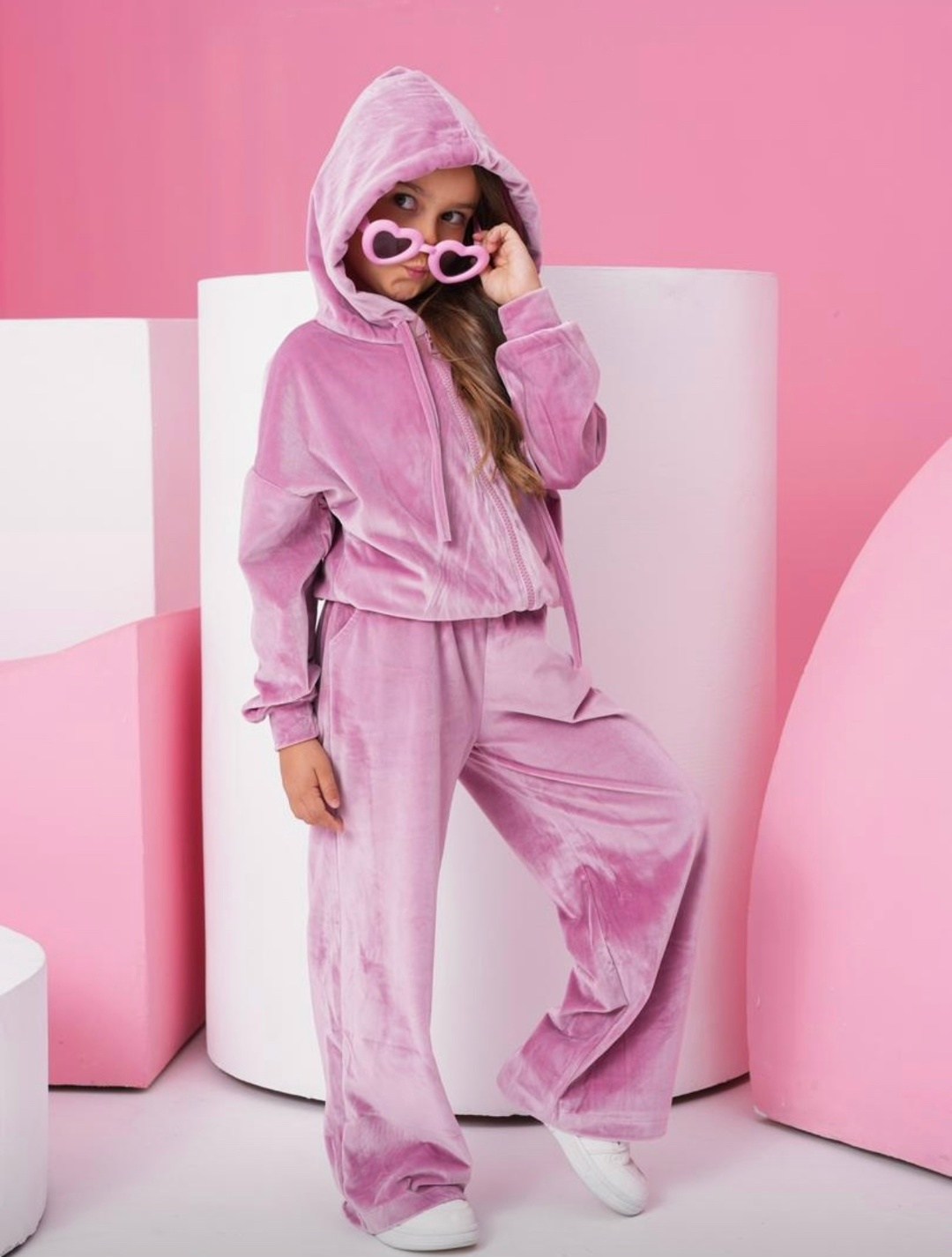 велюровый костюм для девочки,велюровый костюм,велюровый костюм для девочки спортивный,велюровый костюм детский,велюровый костюм для девочки спортивный капюшон