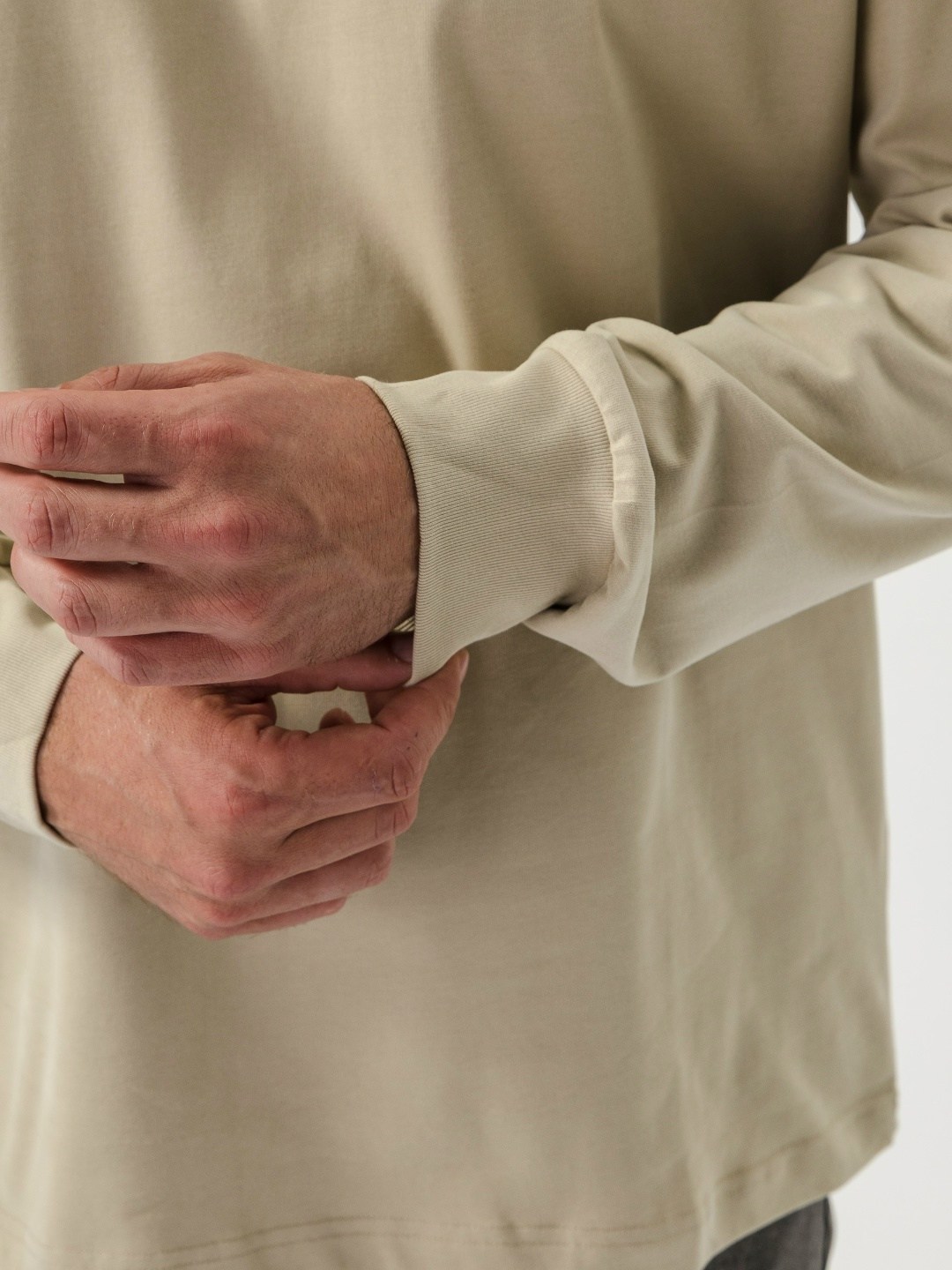 мужские свитшоты,бежевый лонгслив,лонгслив,лонгслив мужской,джемпера мужские