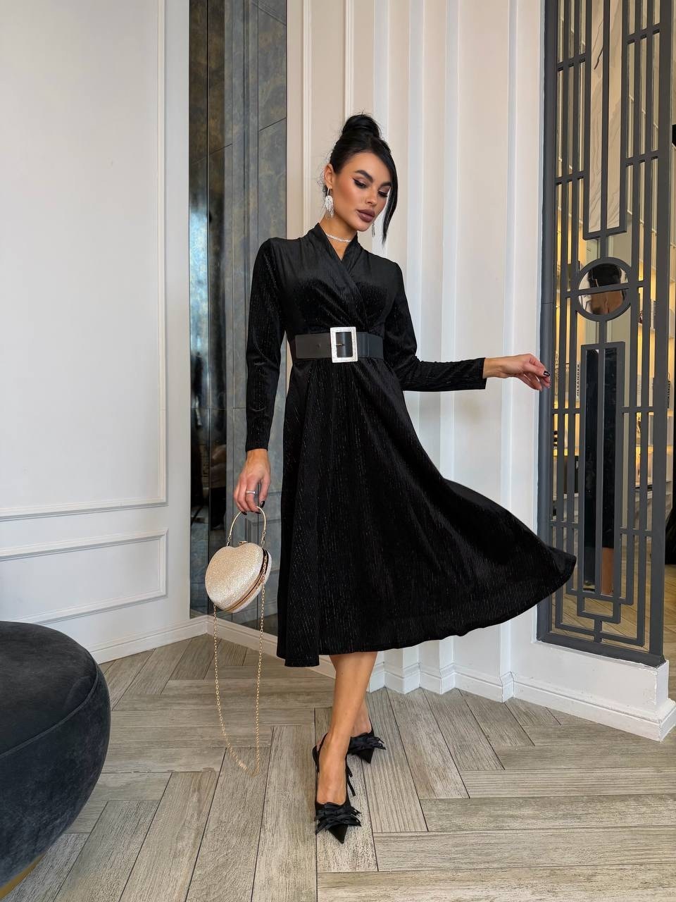 бархатное платье,вечернее платье из бархата,платье из бархата,черное велюровое платье,платье черное