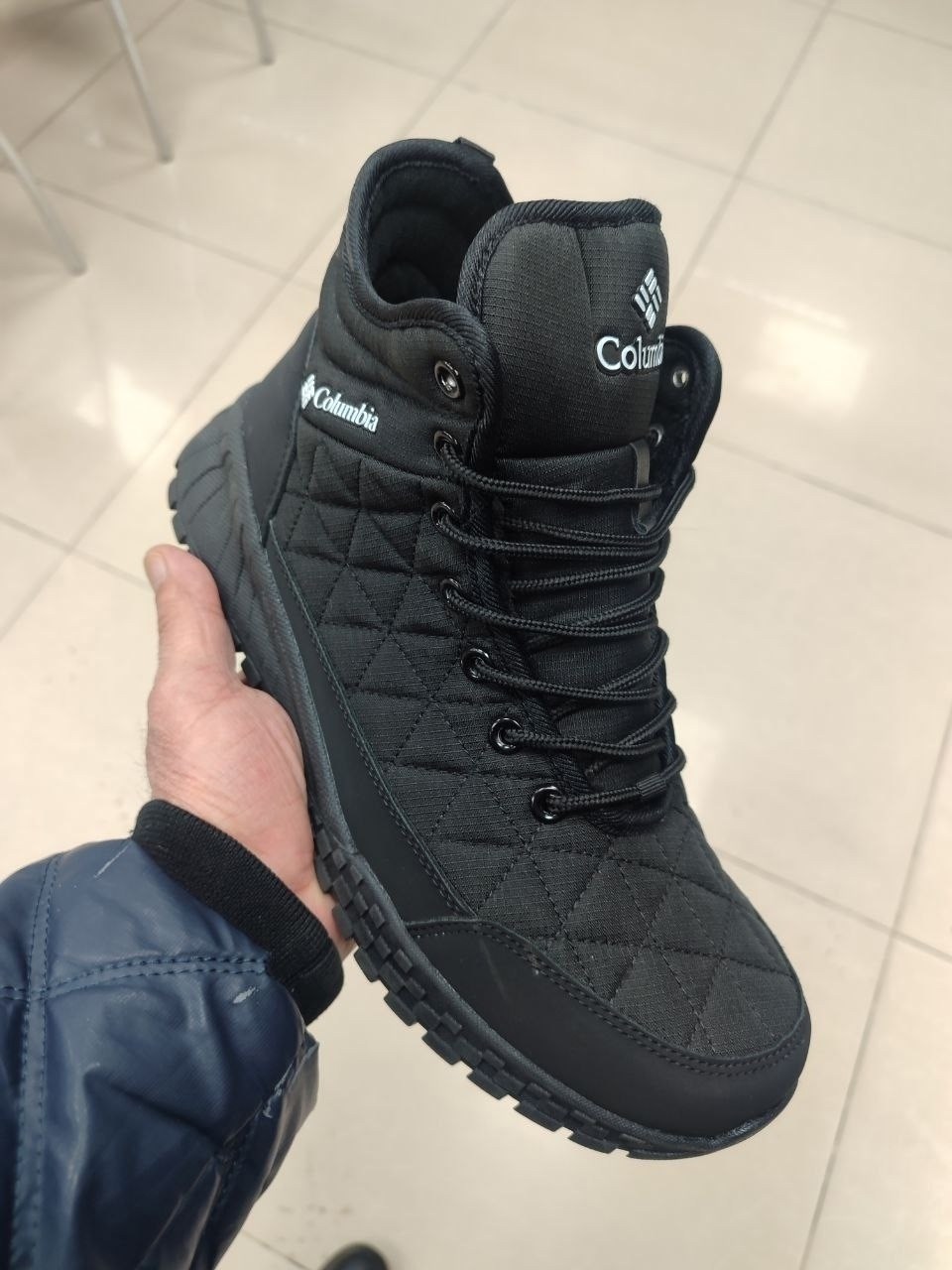 ботинки зимние columbia,,зимние кроссовки columbia,кроссовки мужские зимние columbia арт а402,кроссовки мужские зимние columbia