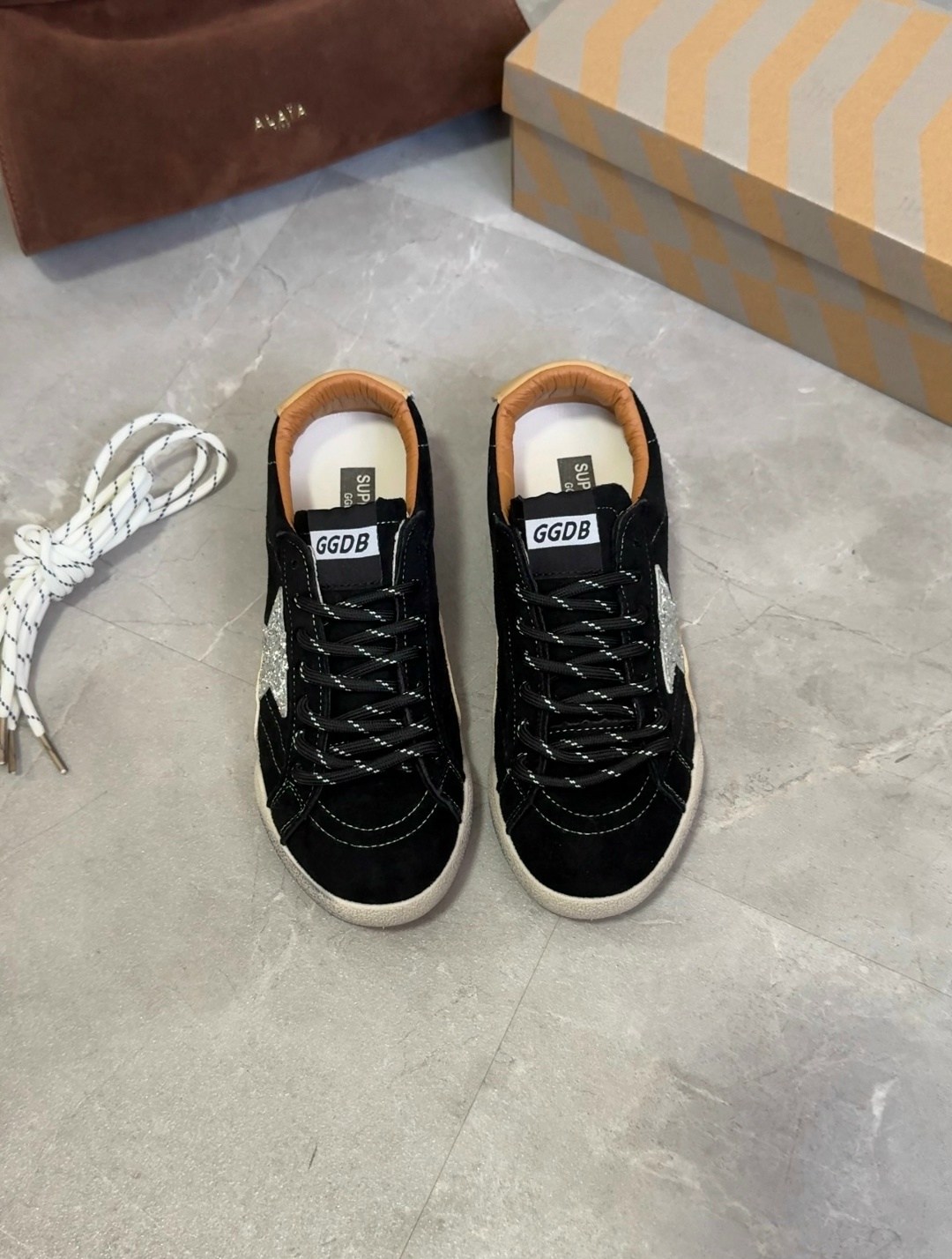 ,лаковые кроссовки golden goose,кеды golden goose,кроссовки golden goose,golden goose sneakers