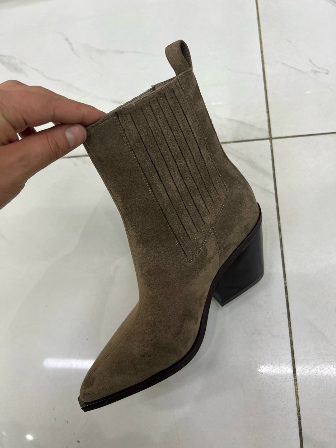 ,ботильоны казаки,ботильоны женские,замшевые казаки,казаки женские