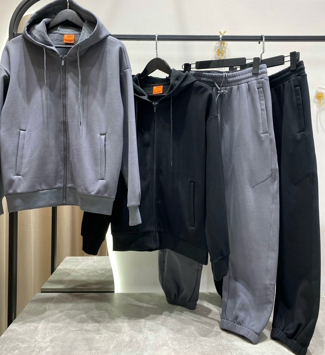 спортивный костюм,костюм спортивный мужской,костюм на флисе,костюм спорт шик,спортивный костюм brunello cucinelli