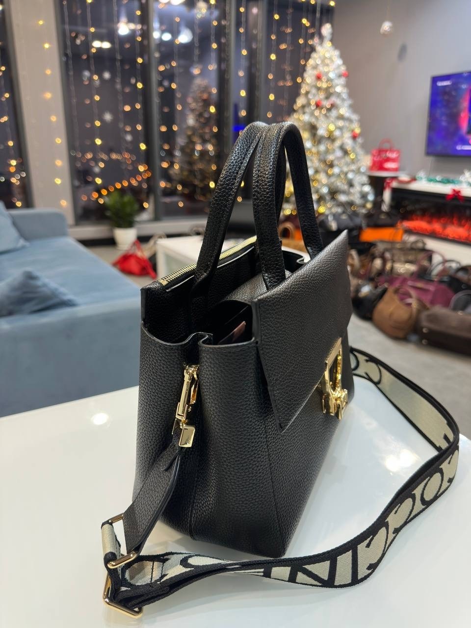 сумка coccinelle arlettis,сумка coccinelle,сумка coccinelle arlettis mini,женская сумка coccinelle,сумочка md5 arlettis e1 19 03 01 coccinelle черный