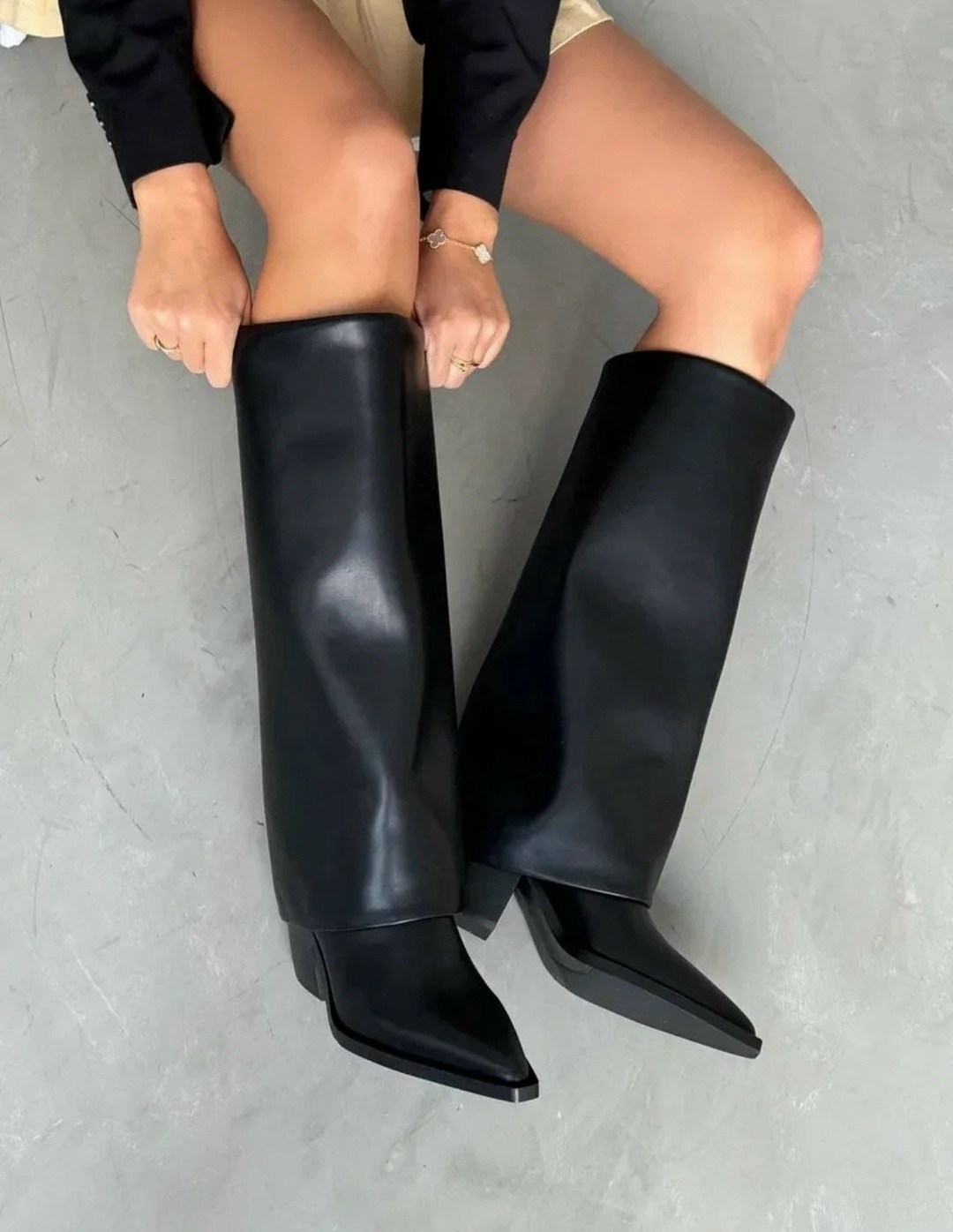 сапоги,женские сапоги,кожаные сапоги,высокие сапоги,сапоги трубы