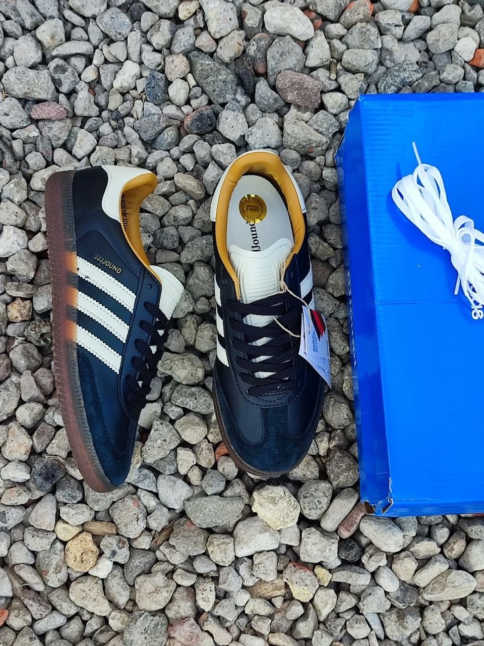 кроссовки handball spezial adidas,адидас самба кроссовки коричневые,adidas handball spezial,кроссовки adidas spezial,кроссовки adidas