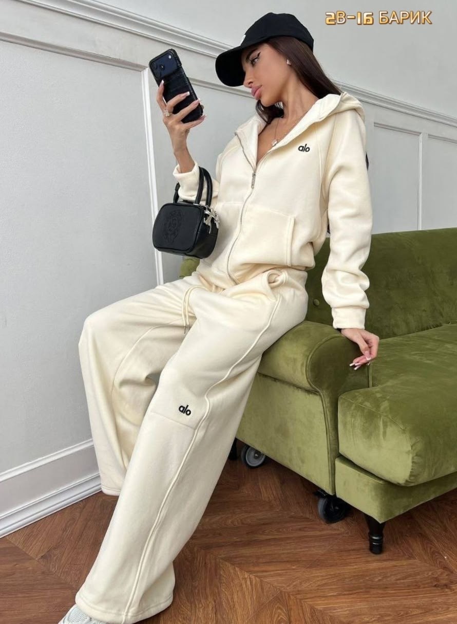 спортивные костюмы на флисе,спортивный костюм,костюм на флисе,костюм женский на флисе,стильный костюм