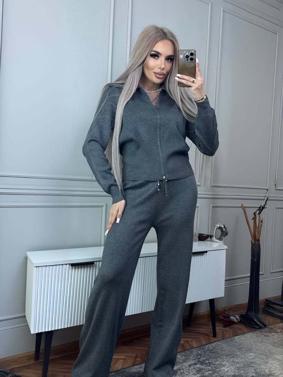 костюм двойка кашемир,трикотажный костюм,костюм женский,трикотажный костюм женский,костюм вязаный трикотажный теплый с молнией оверсайз monobrend-amaia togo