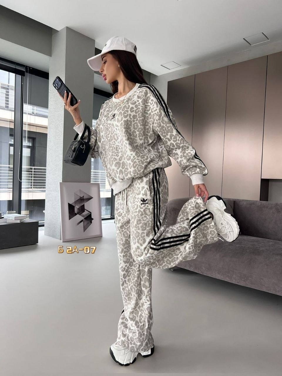модные костюмы,спортивные костюмы женские,спортивные костюм,костюмы женские,