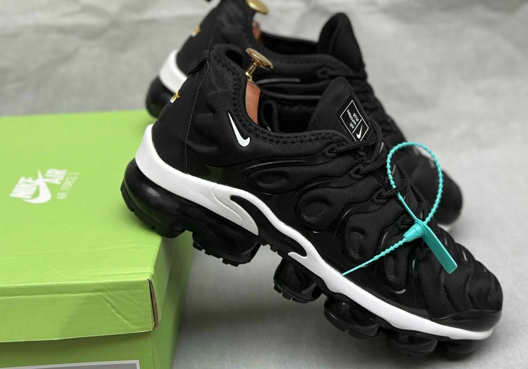 nike vapormax plus,мужские кроссовки nike air vapormax plus,nike air vapormax plus,кроссовки nike air vapormax plus,nike vapormax