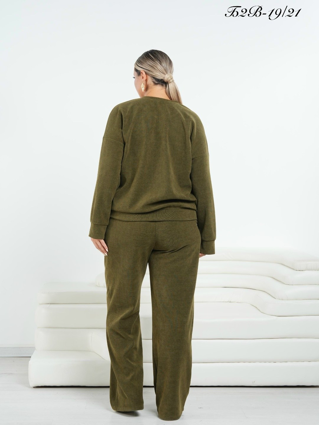 костюм женский,женские спортивные костюмы,костюм велюровый,костюм спортивный велюровый,костюм женский велюровый