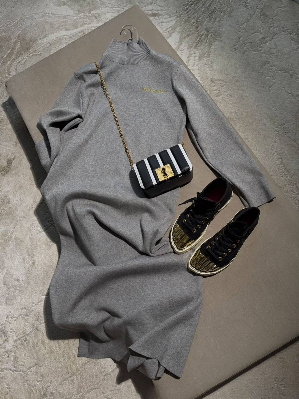 трикотажное платье,теплые платья,платье трикотажное теплое,вязаное теплое платье,трикотажное платье свободное