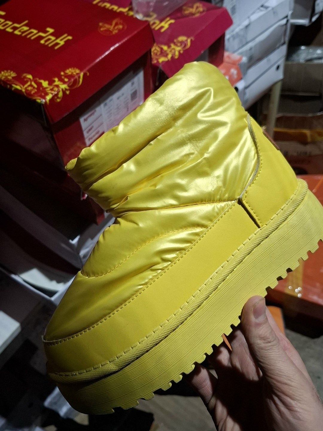 женская зимняя ,сапожки,,короткие сапоги,зимние сапоги