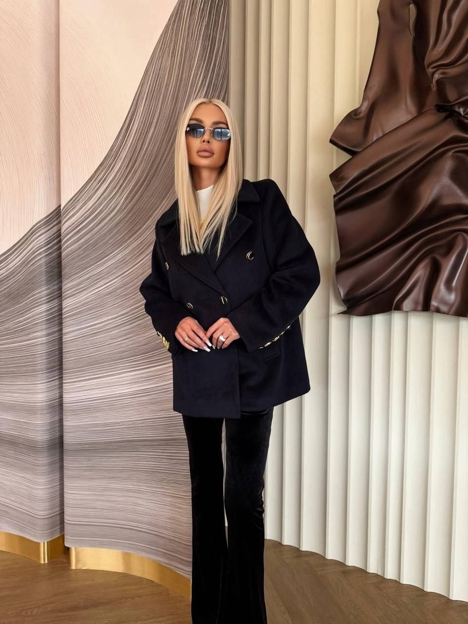 шерстяное пальто,стиль одежды,короткое пальто,пальто бушлат женское