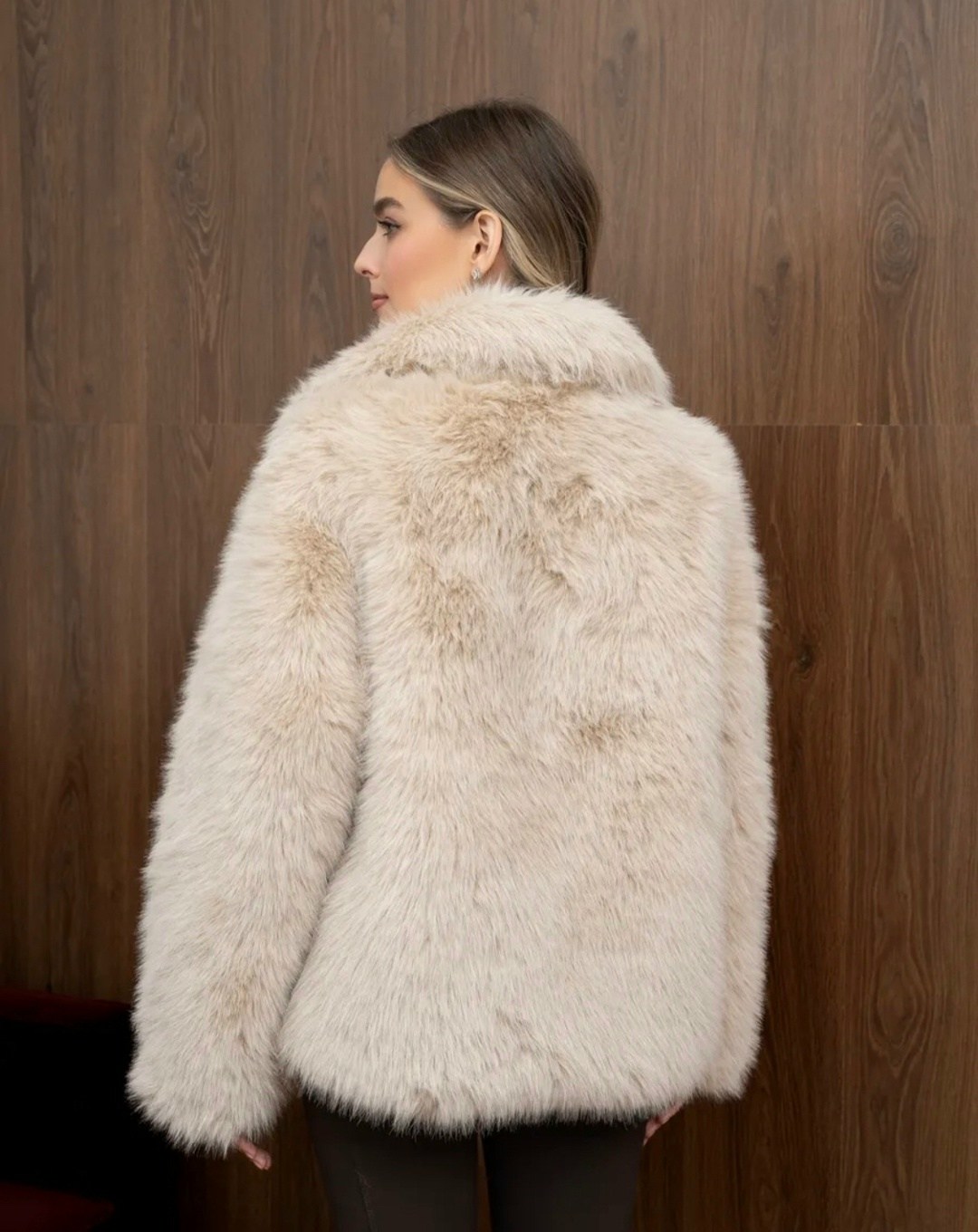 шуба искусственная,шуба искусственная из экомеха,шуба искусственная короткая rvb store,шуба из искусственного меха,шуба искусственная зимняя