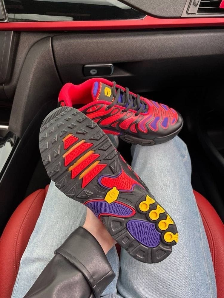 кроссовки nike air max plus,nike air max plus tn,кроссовки nike air max plus tn,nike air max plus drift,nike air max plus