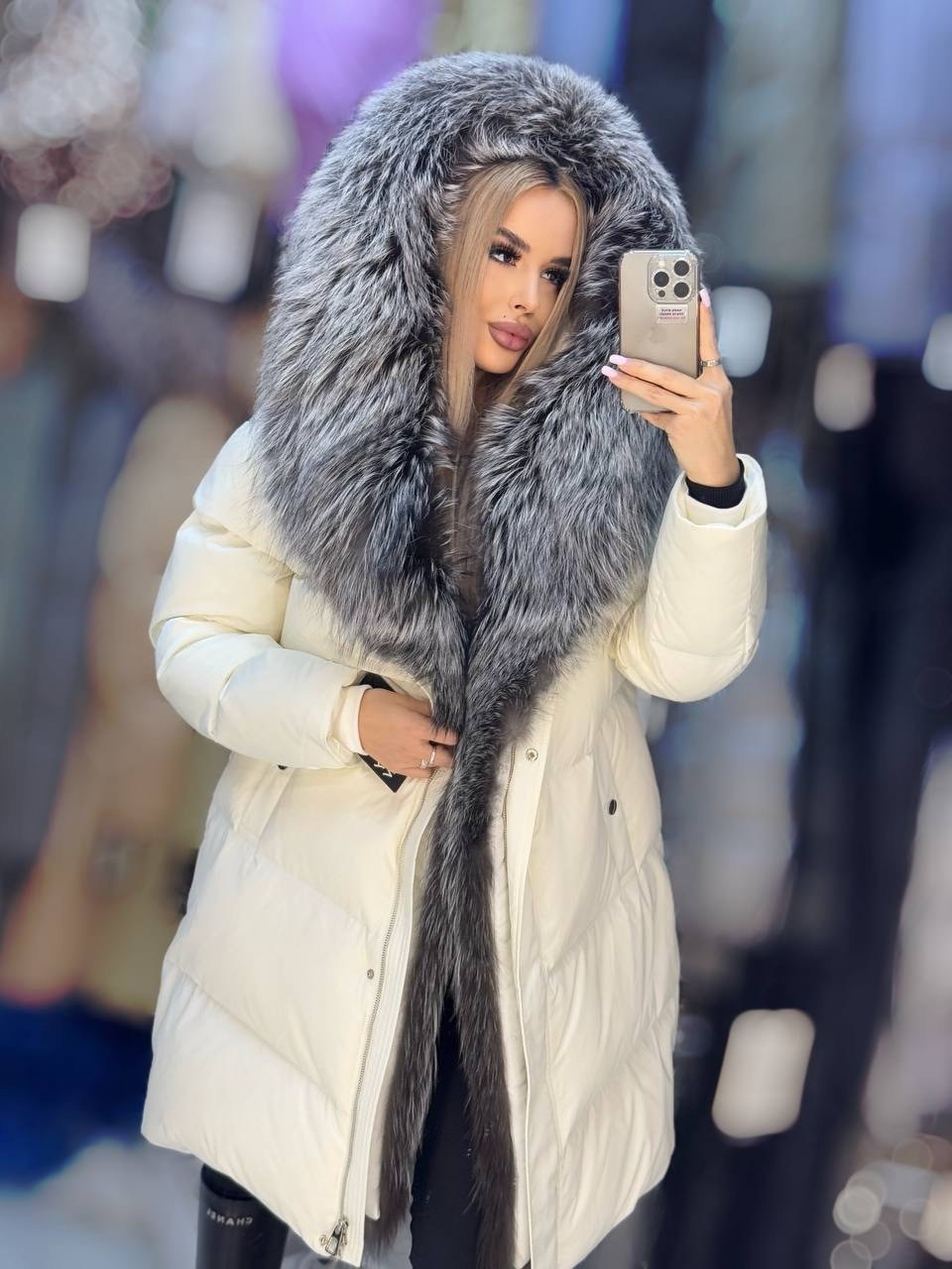 пуховик с натуральным мехом,пуховик с мехом,парка с натуральным мехом,парки с чернобуркой,пуховик женский