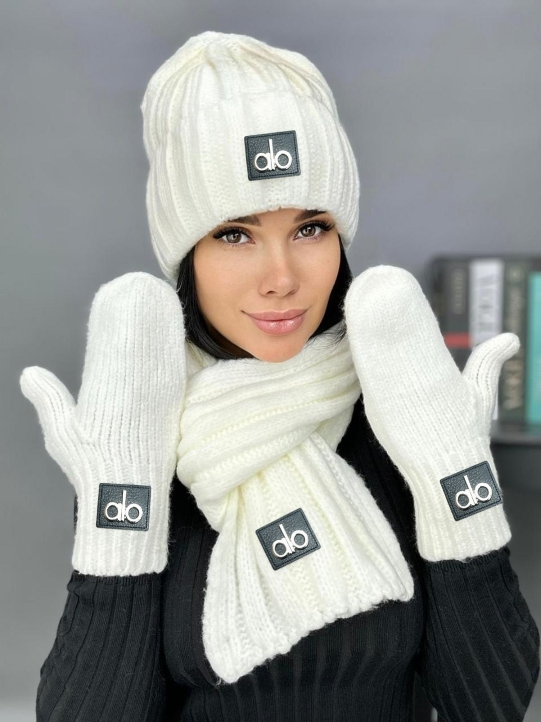 комплект шапка шарф варежки,комплект шапок,шапка и шарф комплект,вязаный комплект из шапки,комплект шапка снуд