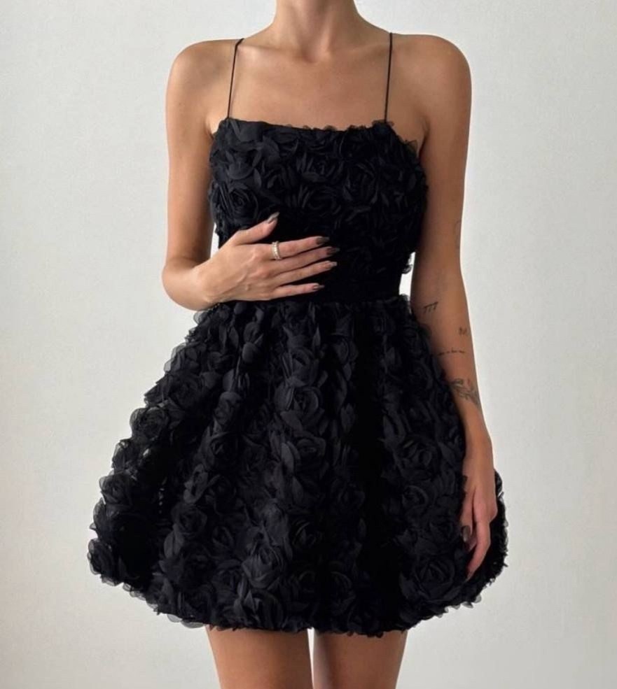 нарядное платье,платье,черное платье,короткие платье,мини платье