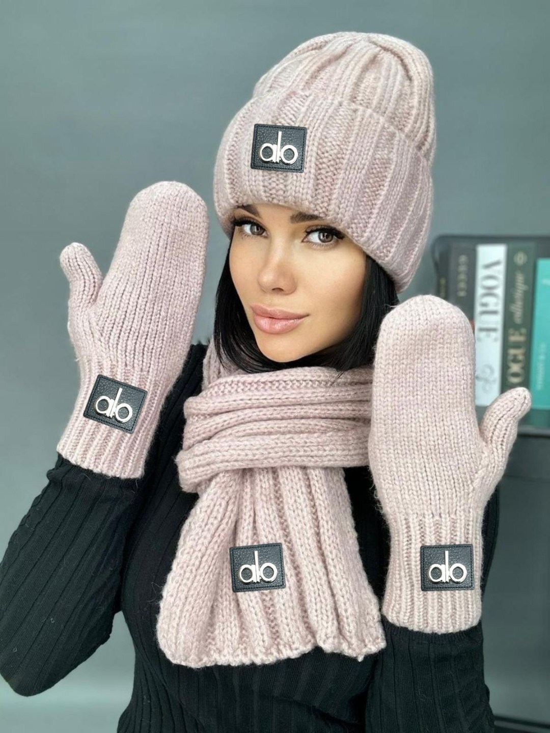 комплект шапка шарф варежки,комплект шапок,шапка и шарф комплект,вязаный комплект из шапки,комплект шапка снуд