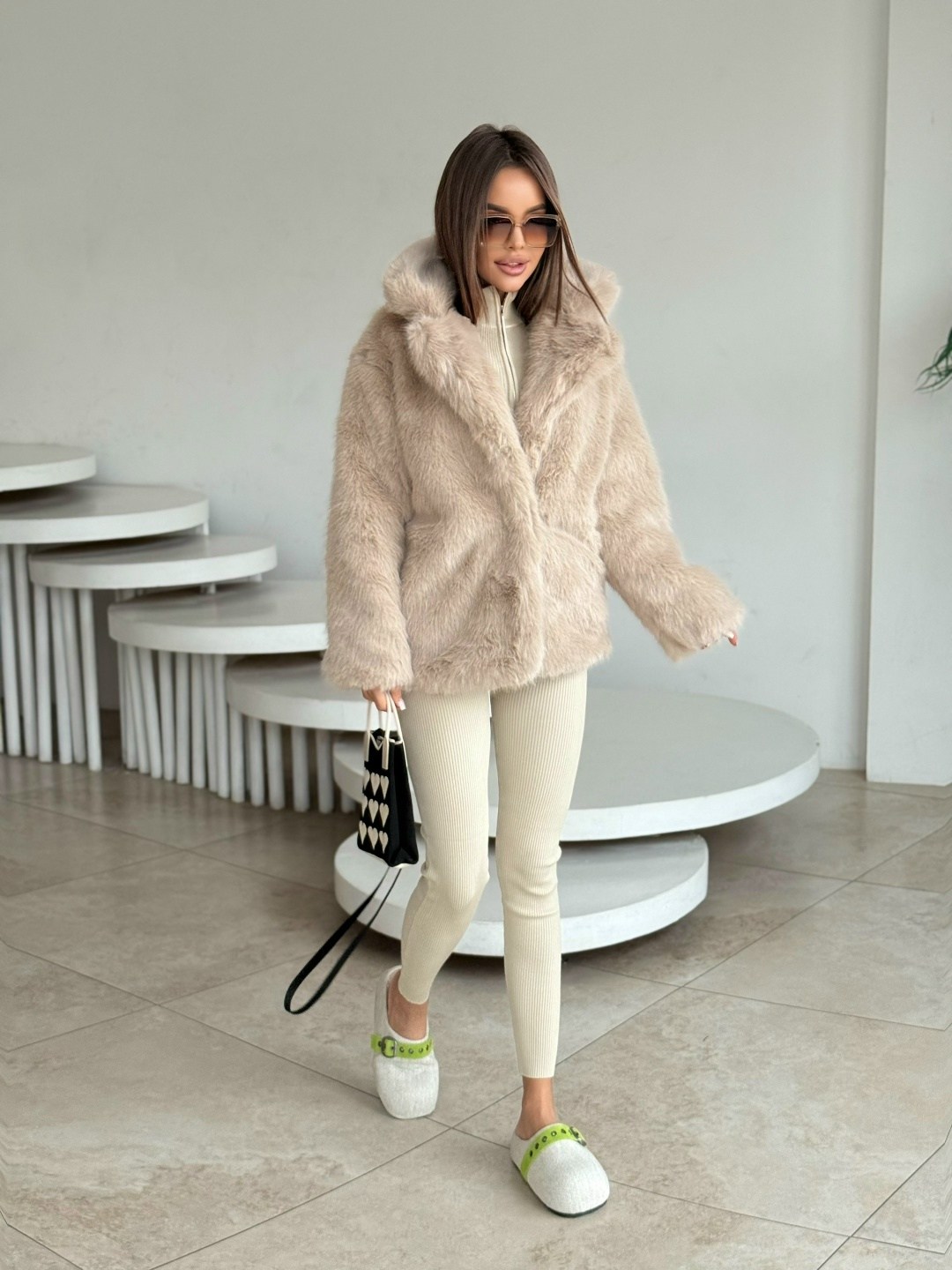 шуба искусственная,короткая шубка,шуба,шуба женская,короткая шуба