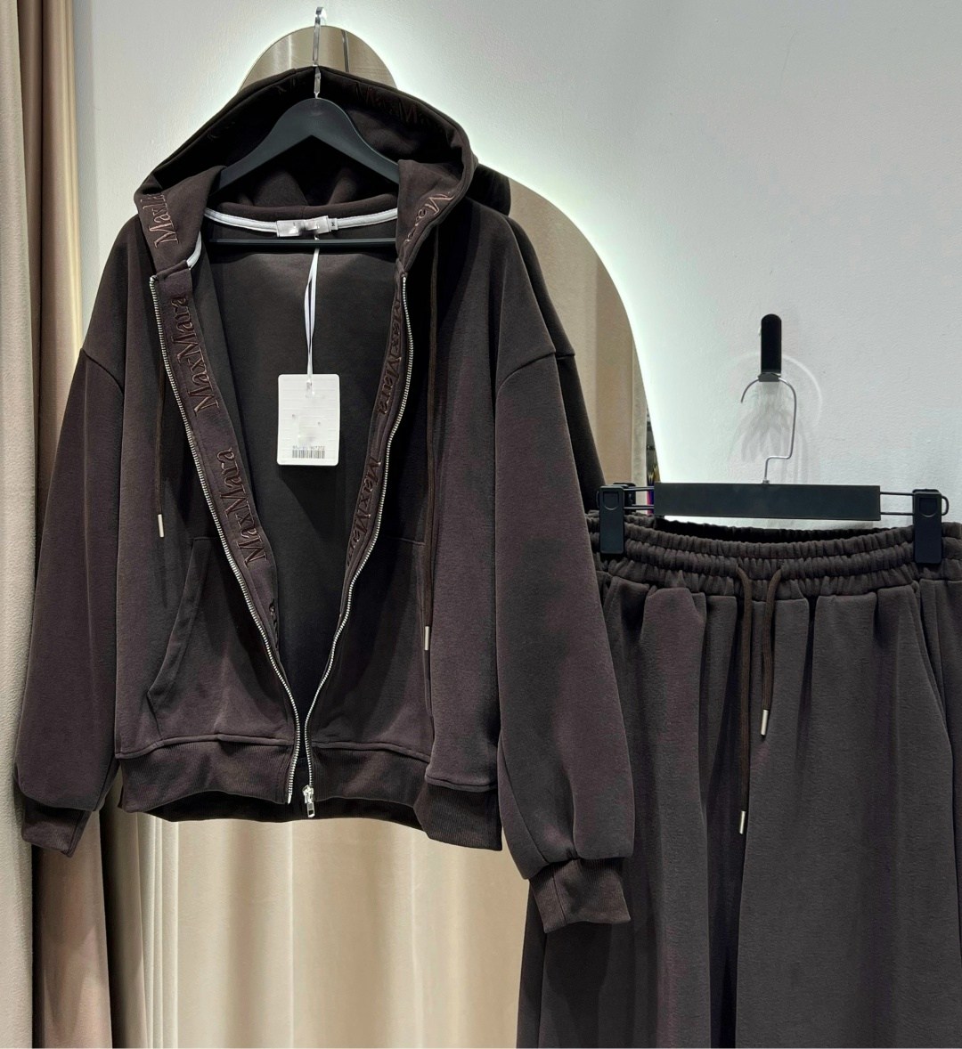 костюм на флисе,спортивный костюм,спорт костюм,флисовые костюмы,спортивный костюм на флисе