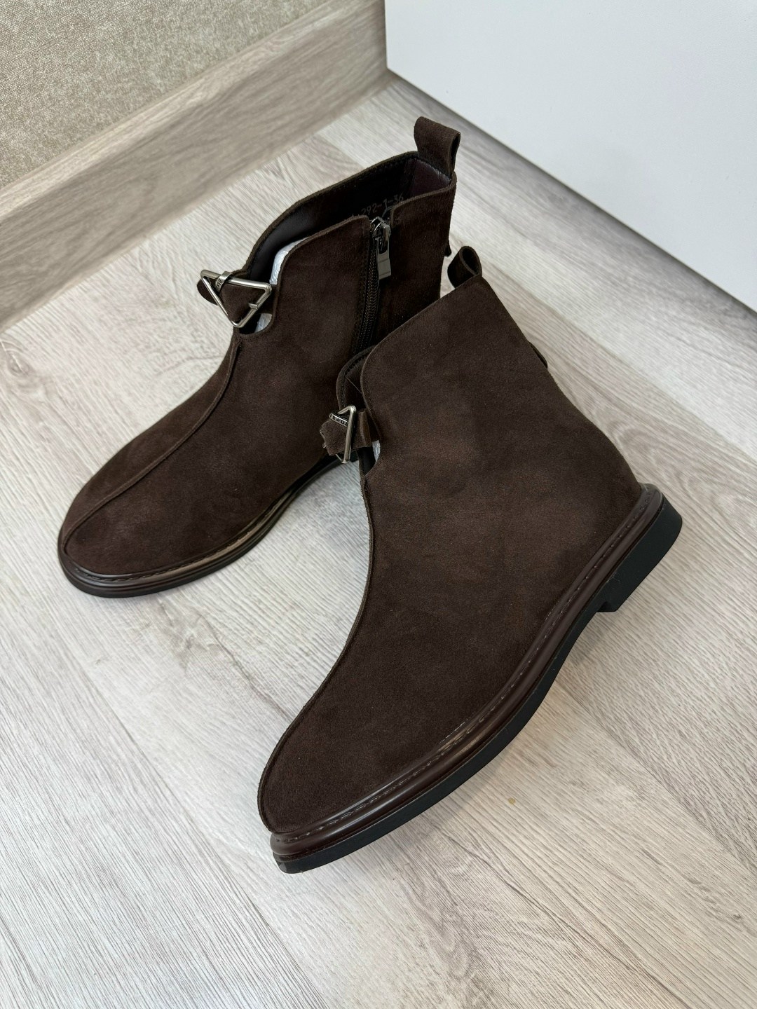 ,замшевые ботинки,ботинки женские замшевые,модные ботинки,мужские ботильоны