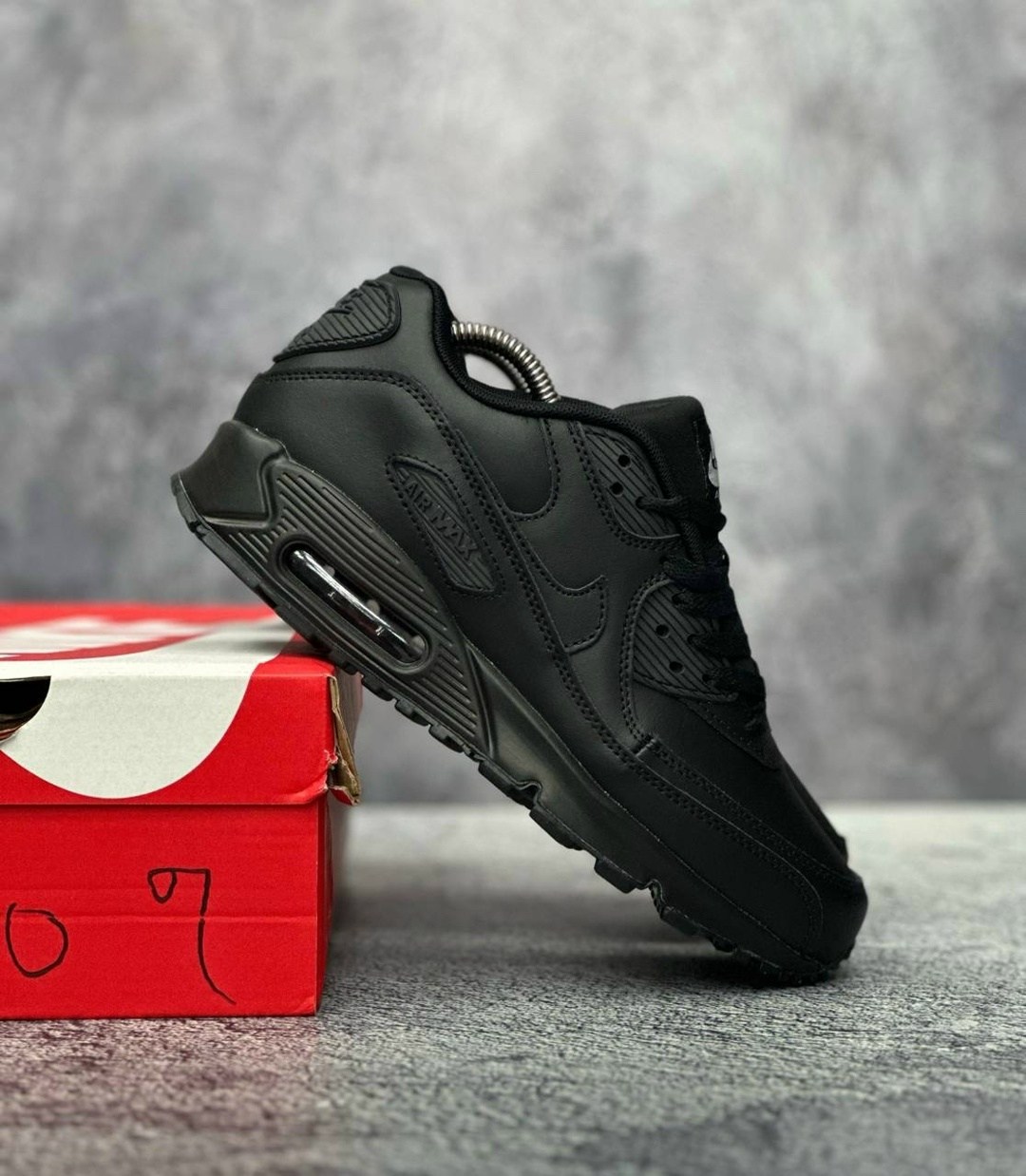nike air max 90 leather,nike air max 90 black,кроссовки nike air max 90 leather black,nike air max 90 черные,кроссовки nike air max 90 leather