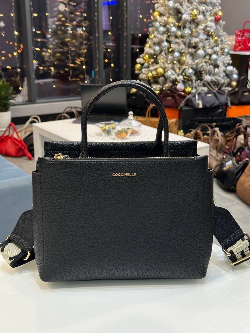 сумка coccinelle arlettis,сумка coccinelle,сумка coccinelle arlettis mini,женская сумка coccinelle,сумочка md5 arlettis e1 19 03 01 coccinelle черный