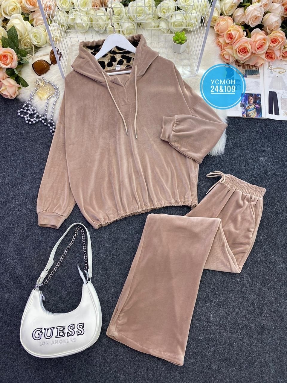 костюм велюровый женский,велюровый спортивный костюм женски,костюм велюровый,костюм велюровый спортивный,спортивный женский велюровый костюм