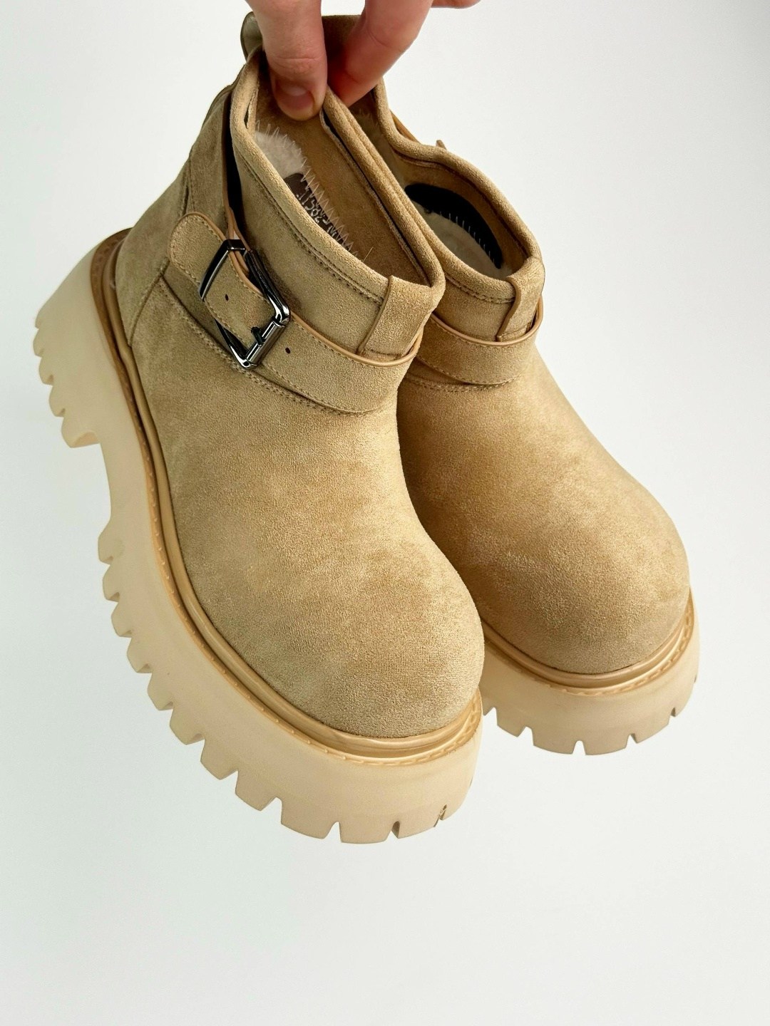 ,женские ботинки, женская,зимняя ,ботинки модные