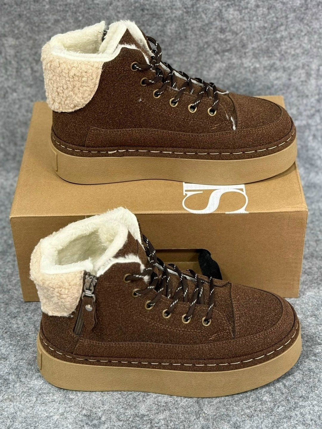 ,ботинки зимние женские ugg замшевые на платформе,зимняя  женская,ботинки ugg женские,женская