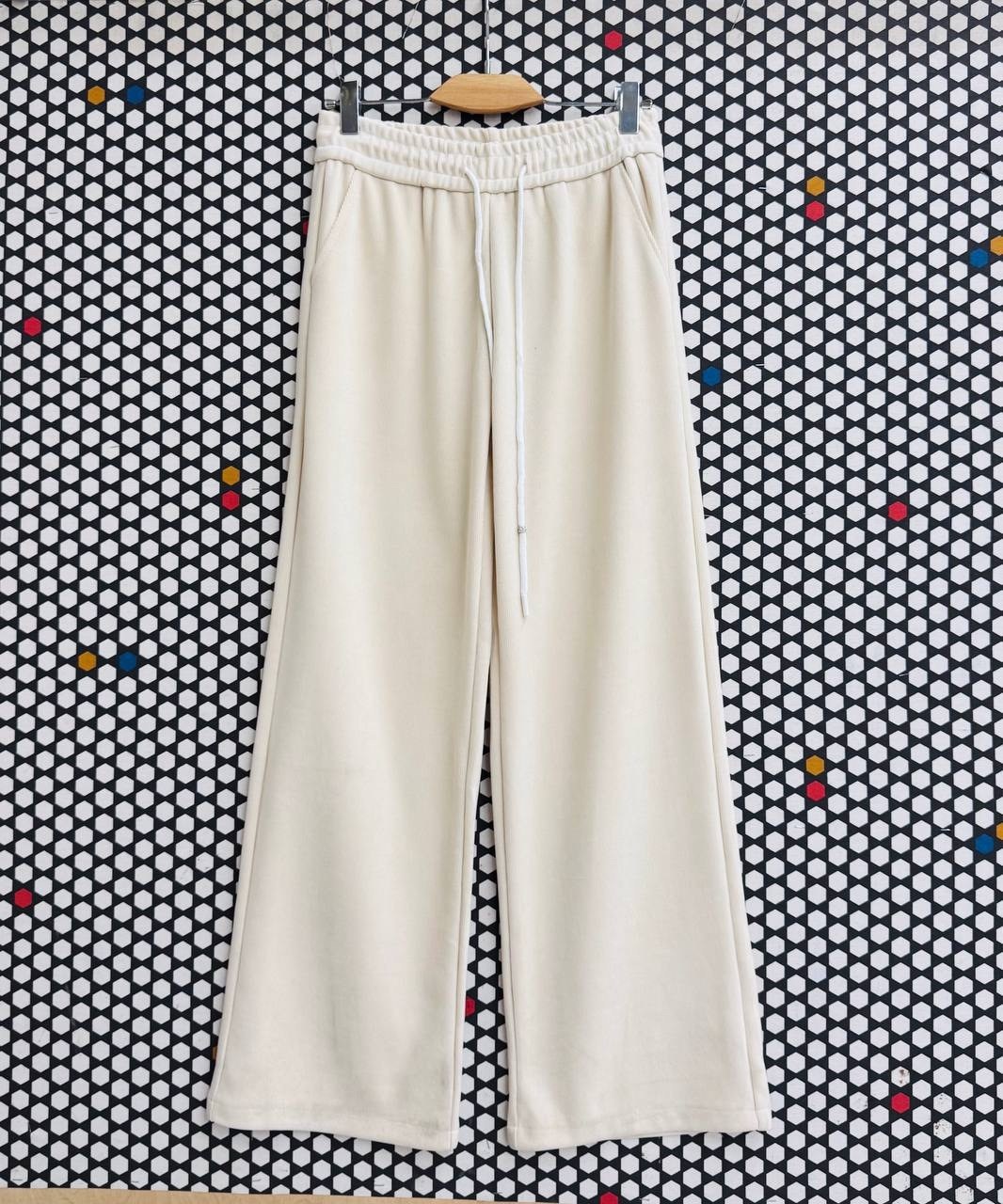 вельветовые брюки палаццо,велюровые брюки,бархатные брюки,широкие бархатные брюки,элегантные брюки