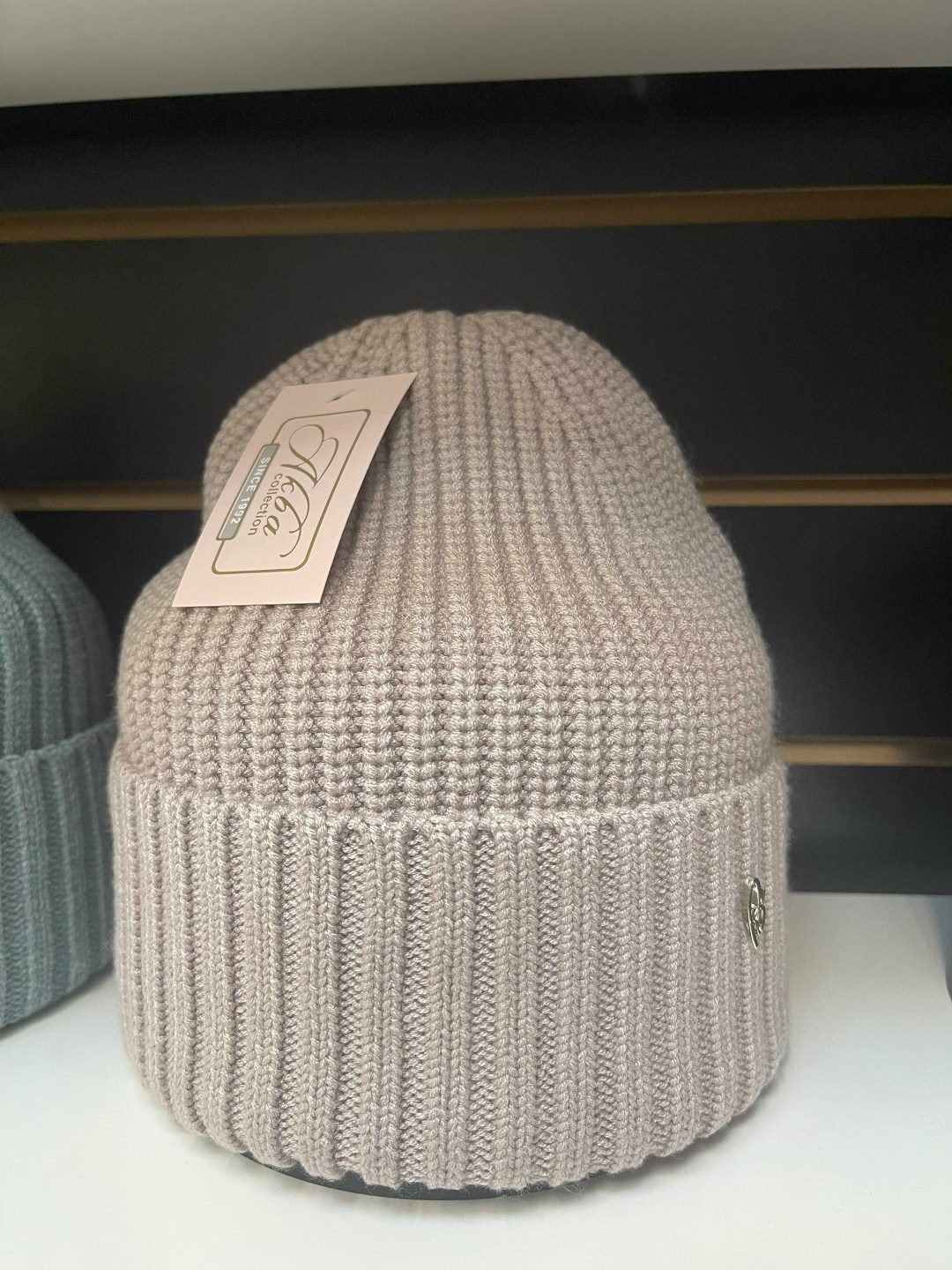 шапка женская,шапка женская осень,шапка женская бини,шапка бини,женская вязаная шапка