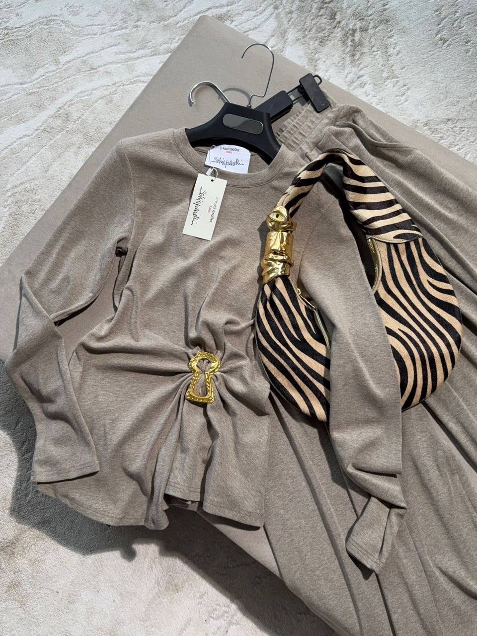 брючные женские костюмы,трикотажные костюмы,костюм с брюками палаццо,женский костюм,женский трикотажный костюм